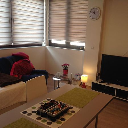 Dea'S Studio Apartment SJJ Zimmer foto