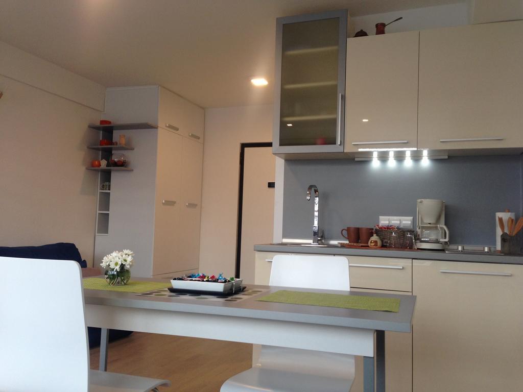 Dea'S Studio Apartment SJJ Zimmer foto